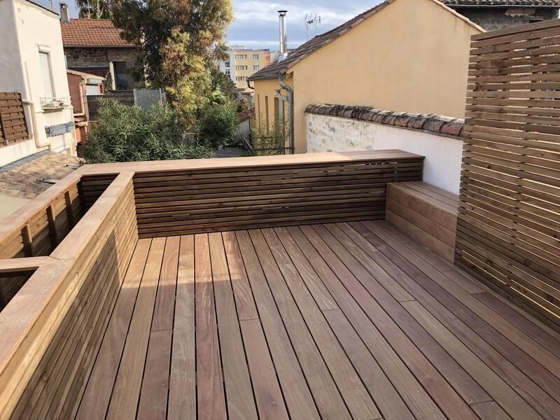 Terrasse bois à Castries